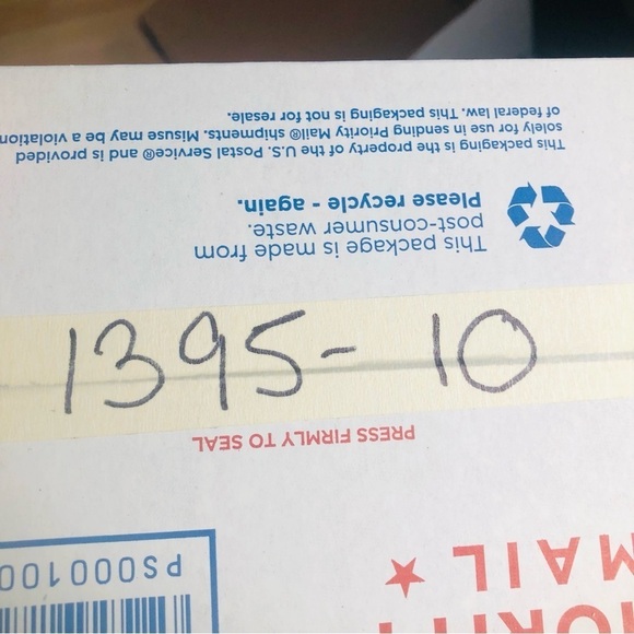 Isola Tavora Fringe Women’s Knee-high Wedge Boot Black Suede size 7.5 M - Picture 8 of 8